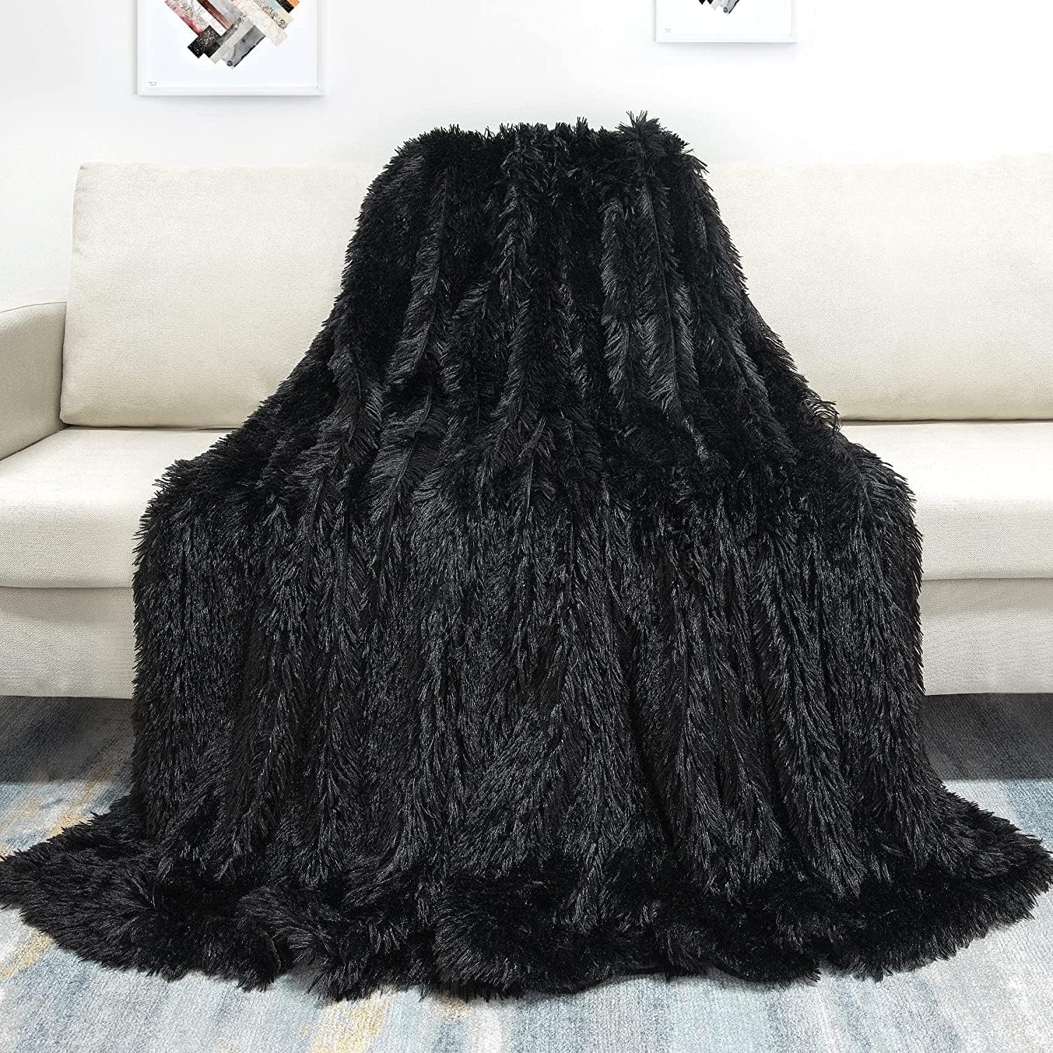 Decorative Soft Faux Fur Throw Blanket